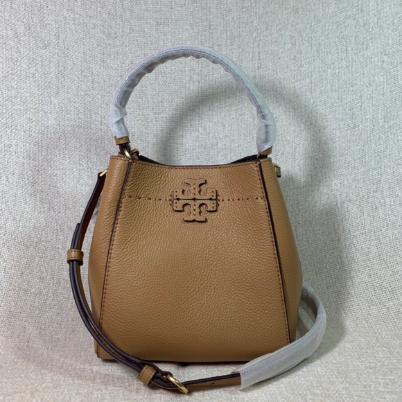 Tory Burch McGraw Tiramisu Tan Leather Small Bucket Tote/Crossbody Bag + Wallet - Picture 3 of 15